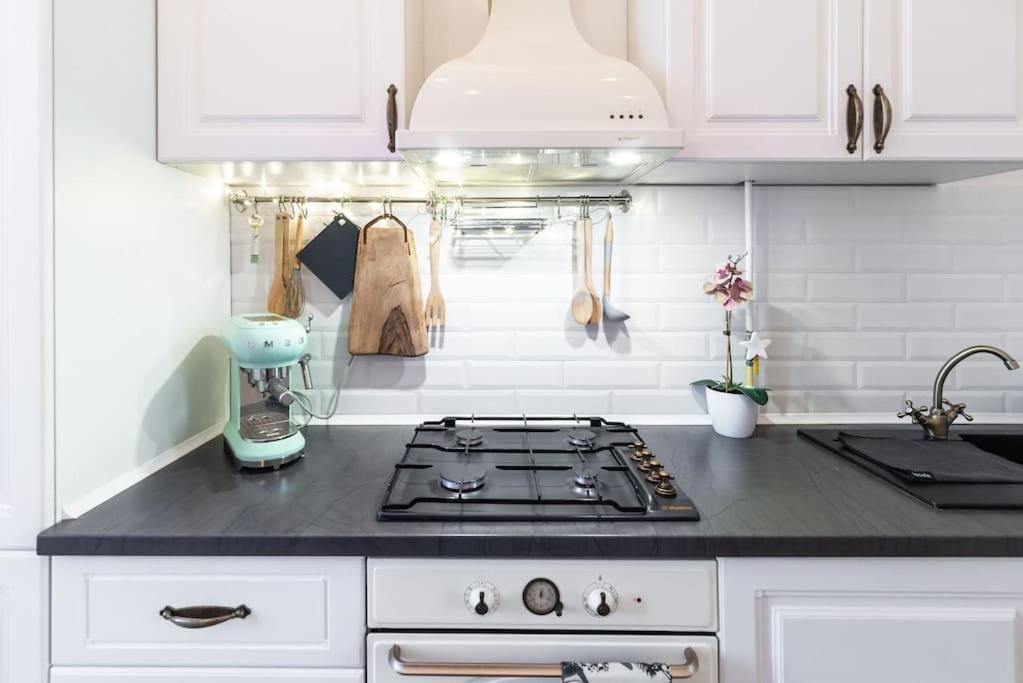 No.8: Lovely & Cosy 3-Room Heart Of The City Timişoara Eksteriør bilde